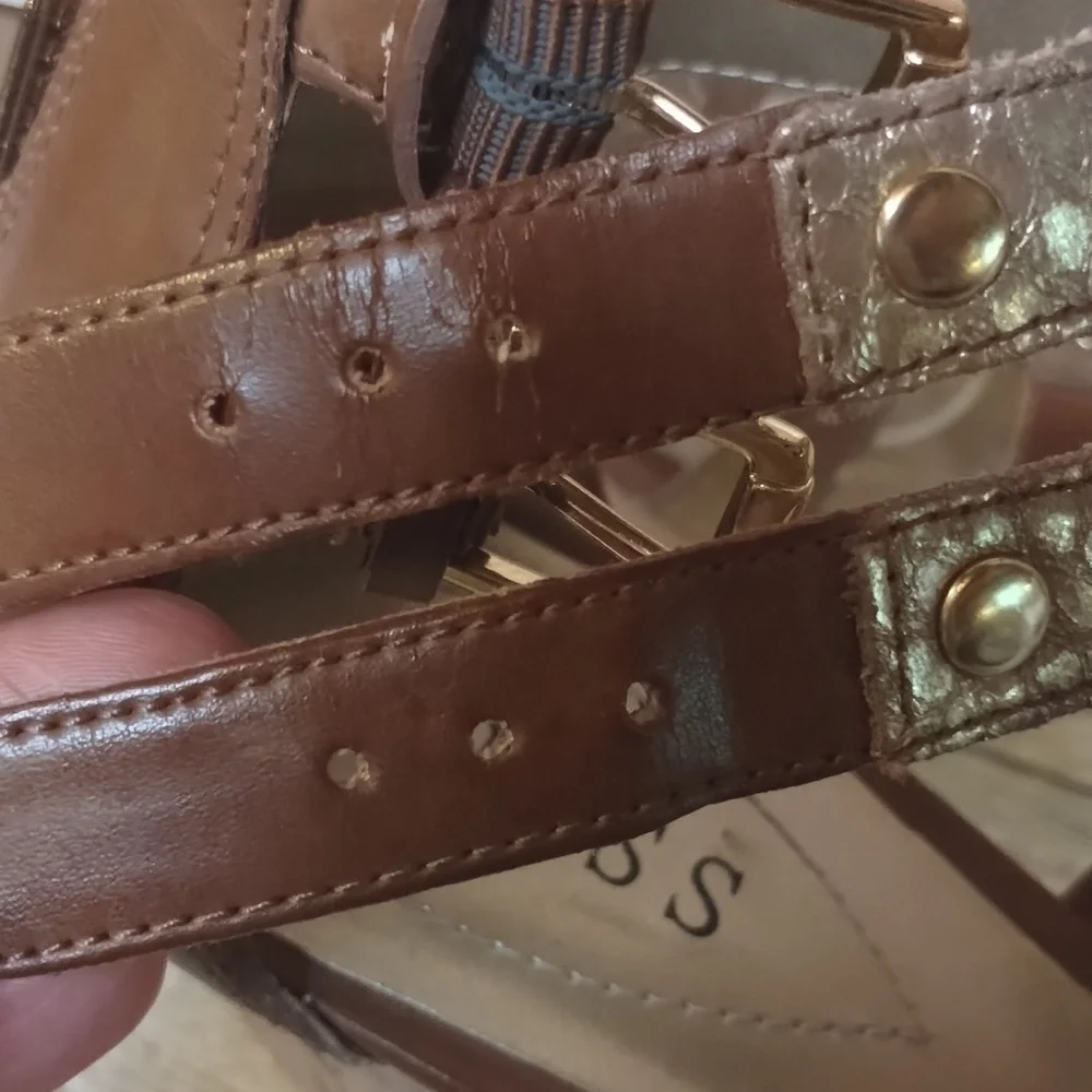 Guess Gold/Tan Wedge Sandals Size 8 1/2